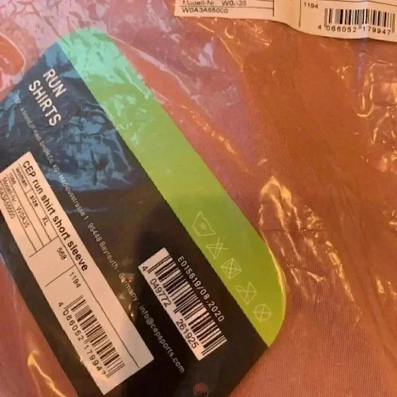 CEP Run Short Sleeve Shirt Rose - Picture 5 of 5